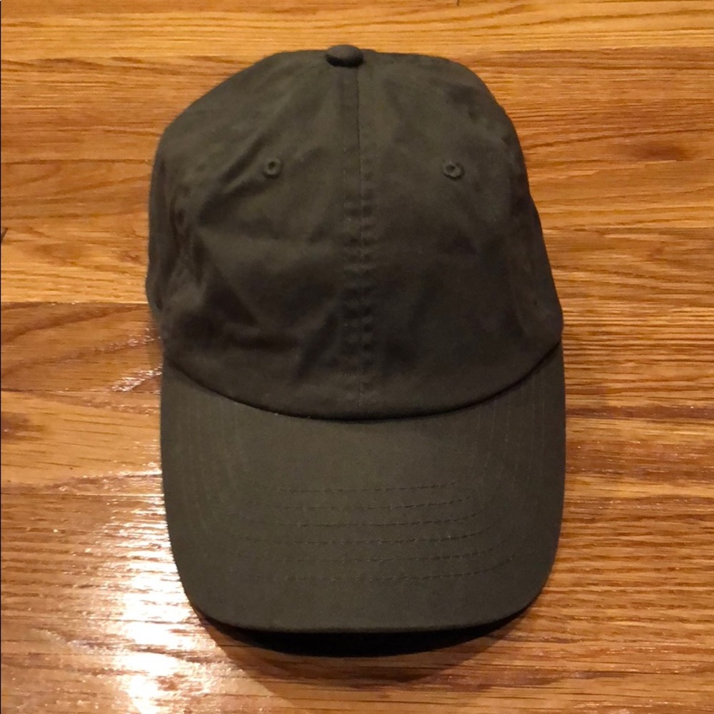 BDG hat - Picture 2 of 6